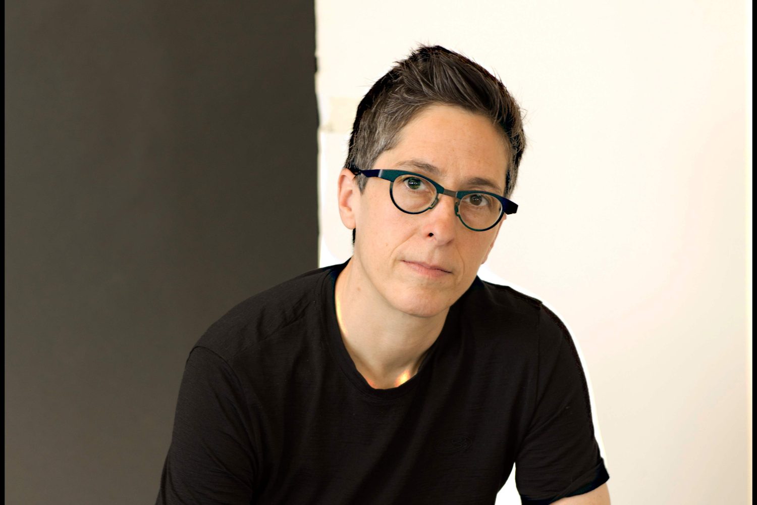 photo of alison bechdel in a black tshirt